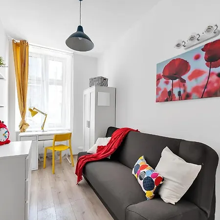 호스텔 Fabryczna Centrum Rooms